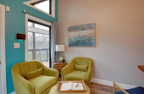 Guntersville Apartment | Shared Boat Dock Lake Guntersville Hideaway!