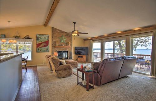 Grove House | Shared Boat Ramp Waterfront Home in Grove
