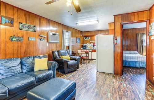 Greers Ferry House | Shared Dock & Yard: Greers Ferry Lake Home!