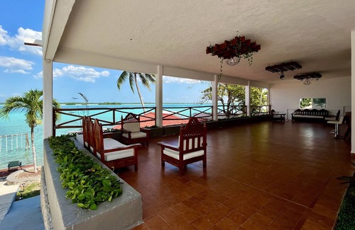 Chetumal House | Shared house on the shore of the Bacalar lagoon with 3 rooms for 10 people