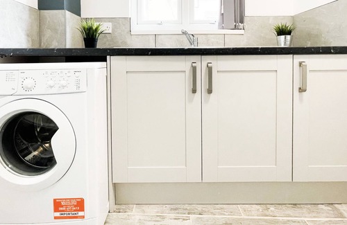 Vauxhall House | Shared Living Oasis: Your Personal Escape