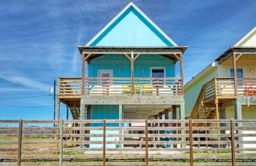 Flour Bluff House | Shared Pool w Bay Views Boat Dock Fishing Big Slough by AvantStay