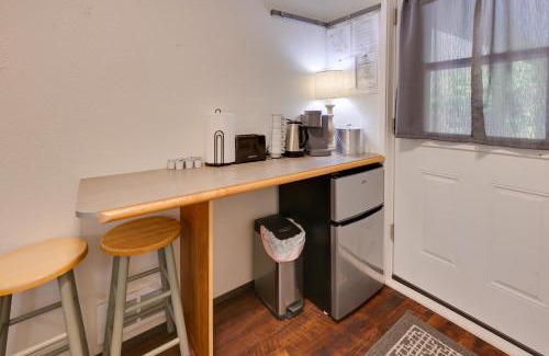 Port Angeles Apartment | Shared Yard Apt 2 Mi to Port Angeles City Pier