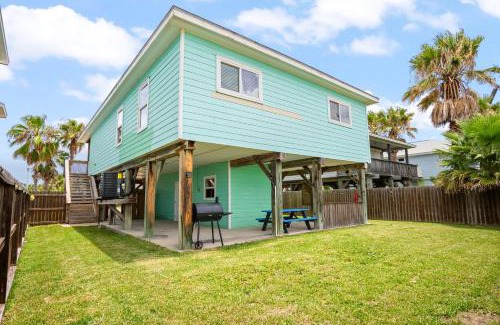 Leeward Sands House | Shark Attack