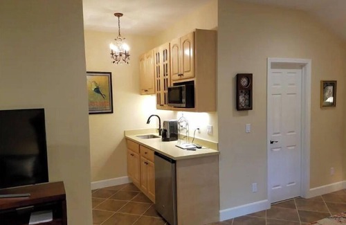 Sharon Heights Apartment | Sharon Heights studio.