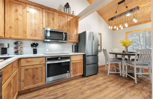 Shaver Lake Condo | Shaver Lake Haven Sum