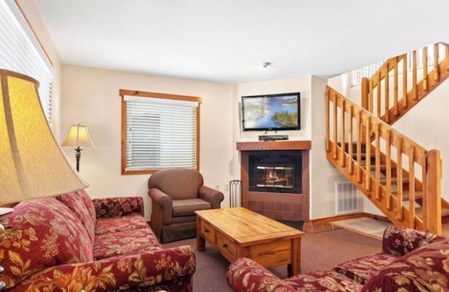 Shawnee On Delaware Apartment | Shawnee Village - 2 bdrm villa