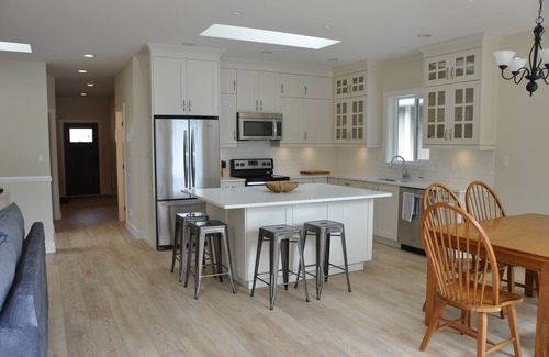 Shawnigan Lake House | SHAWNIGAN LAKE WATERFRONT HOME WITH PRIVATE DOCK