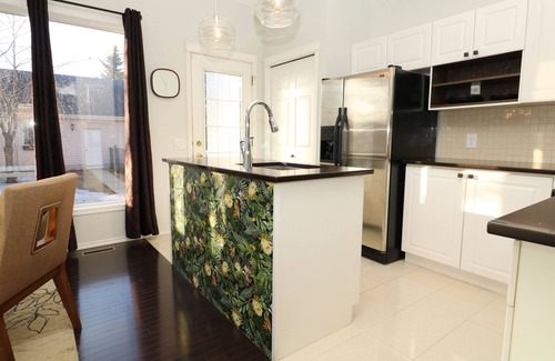 McKenzie Towne House | Sheer Perfection in Luxury Brownstone!