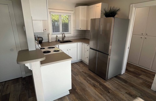 Pismo Beach Apartment | Shell Beach Ocean View for Professionals/1 Bdr/1 Bath Unit/New to Market