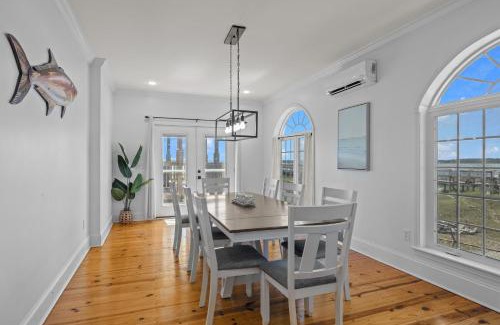Sealevel House | Shell Hill house Waterfront, kayaks, grill, pier