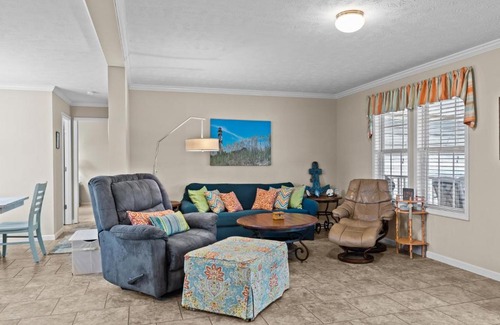 Morehead City House | Shell Landing Retreat