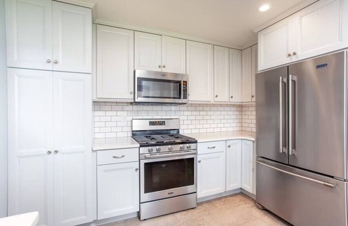 Southold House | Shelter Bay Cove Waterfront + Beach + spectacular