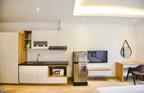 Ba Dinh Apartment | Shelton Home - Large Room, Convenient Place
