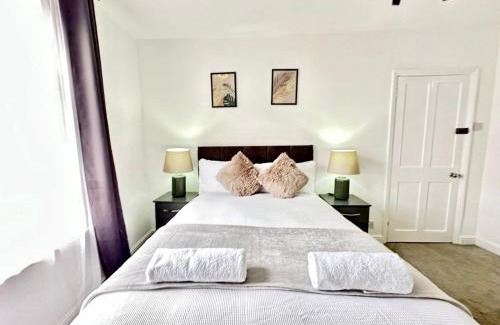 Askew Apartment | shepherd Bush Beautiful Family Apartment