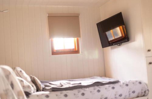 Scarborough House | Shepherds Hut, West Ayton, Scarborough