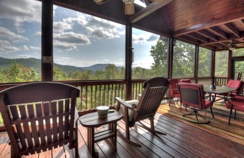 Morganton House | Shepherds Sky View - Cuddleup