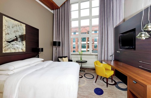 List Hotel | Sheraton Hanover Pelikan Hotel