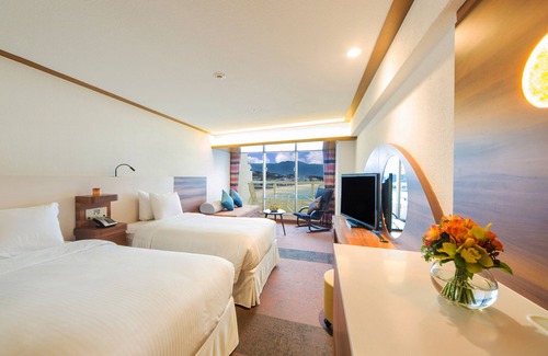 Fuchaku Hotel | Sheraton OKINAWA SUNMARINA RESORT
