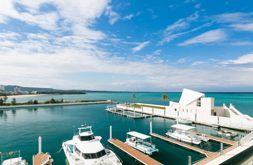 Fuchaku Hotel | Sheraton OKINAWA SUNMARINA RESORT