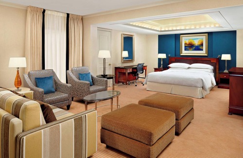 Harlington Hotel | Sheraton Skyline Hotel London Heathrow