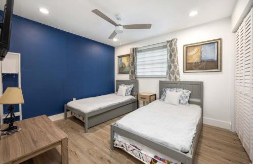 Miramar House | Sheraton Villa 3BR with Pool 10 Mins from Hard Rock Stadium