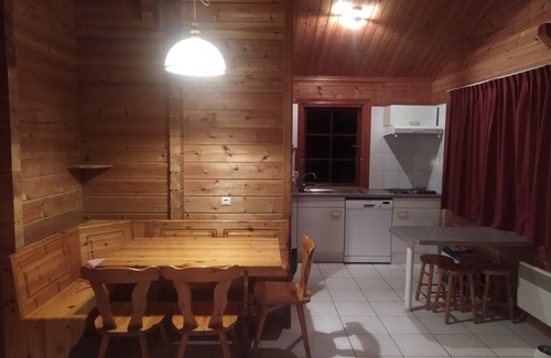 Mauroux Ski Chalet | Sherlock's Home : Profitez D'un Chalet au Calme au Milieu de la Nature