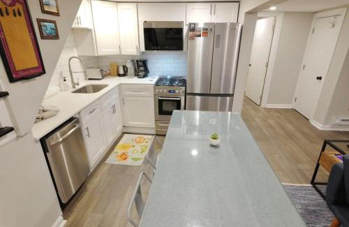 Petworth Apartment | Sherman Circle Style