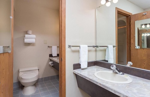Boyd Acres Hotel | Shilo Inn Suites Hotel - Bend