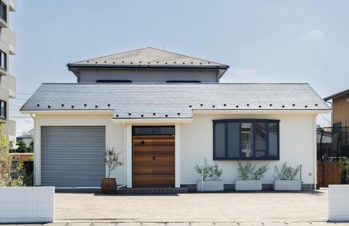 Kisarazu House | shimagumi house 海のそばの小さな貸切り宿