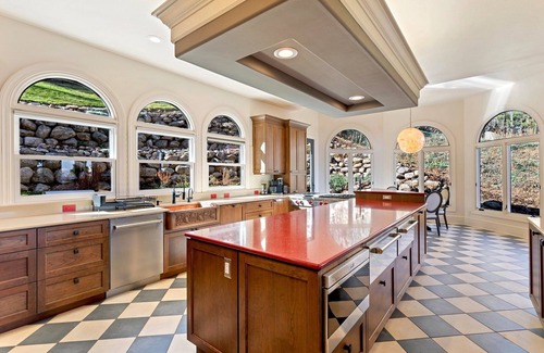 Broadmoor House | Shimmering Pines Estate - Large House with Indoor Pool