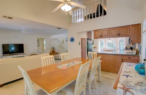 Heron's Landing House | Shimmering Shells: Island Oasis Nestled in Bayou!
