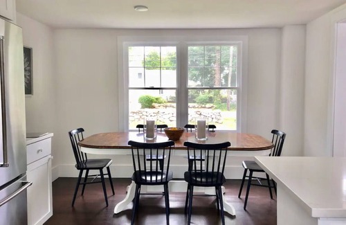 Falmouth House | Shining Sea Bike Path Escape