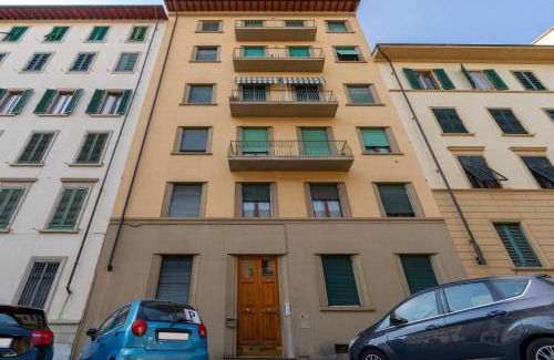 Careggi Rifredi Apartment | Shiny Florence