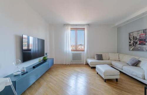 Careggi Rifredi Apartment | Shiny Florence