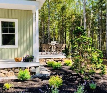 Bayville House | Shipbuilder’s Retreat Sleeps 6, 5 mins to Harbor