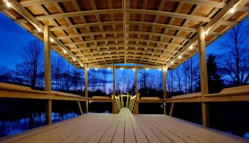 Stanardsville House | Shire Suite at White Lotus Eco Spa retreat