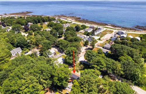 Rye House | Shoals View Escape Ocean Views Dog-Friendly