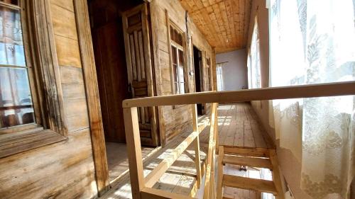 Ambrolauri House | Sholedani