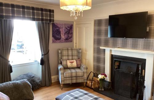 Whitehills Villa | Shore House