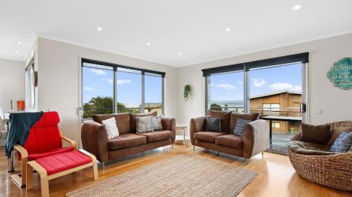 Lake Tyers Beach House | Shore Thing Upstairs