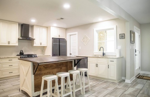 Gulf Hills House | Shorebound - close to beach, casinos & downtown Ocean Springs!