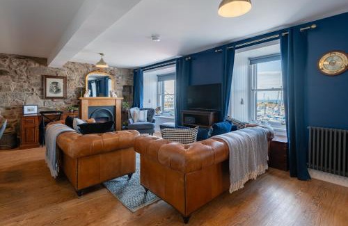 Anstruther Apartment | Shorefront Apartment - Sea View with 3 Bedrooms