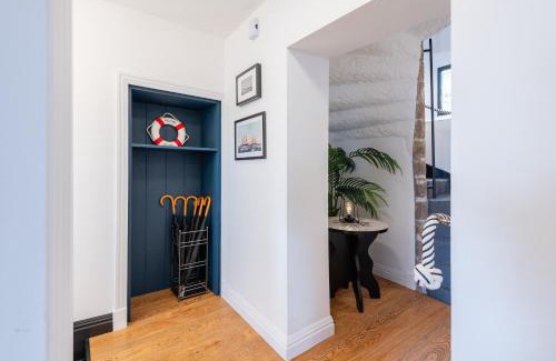 Anstruther Apartment | Shorefront Apartment - Sea View with 3 Bedrooms