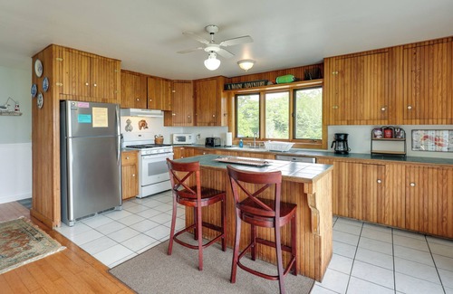 East Sullivan House | Shorefront House w/Views, 14 Mi to Acadia NP
