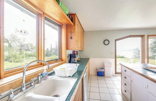 East Sullivan House | Shorefront House w/Views, 14 Mi to Acadia NP