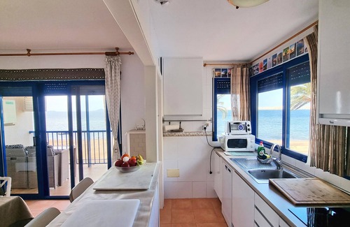 Playa Honda Apartment | ShoreHouse Verdemar Two Playa Honda Seafront Pet
