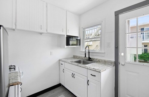 Ocean City Condo | Shorehaven 2- Updated and Stylish 2 bedroom 14 St!