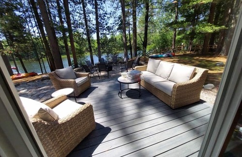 Manitowish Waters House | Shoreline Cottage at Lazy Days on the Manitowish Chain