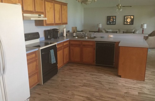 Gun Barrel City House | Shoreline Escape - Waterfront Relaxation